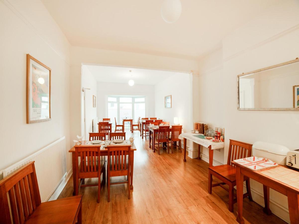 Hotel Sea Breeze แคลกตัน-ออน-ซี ภายนอก รูปภาพ